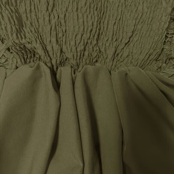 Bohemian Lace Sleeveless Stretch Top Army Green V-Neck NEW Sz M - Picture 2 of 2